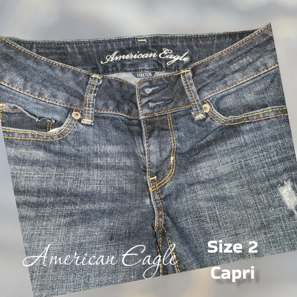 American Eagle size 2 Cropped distressed jeans